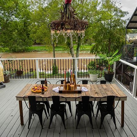 Chateau Royale, Pet Friendly, On Bayou, Downtown! New Iberia Kültér fotó