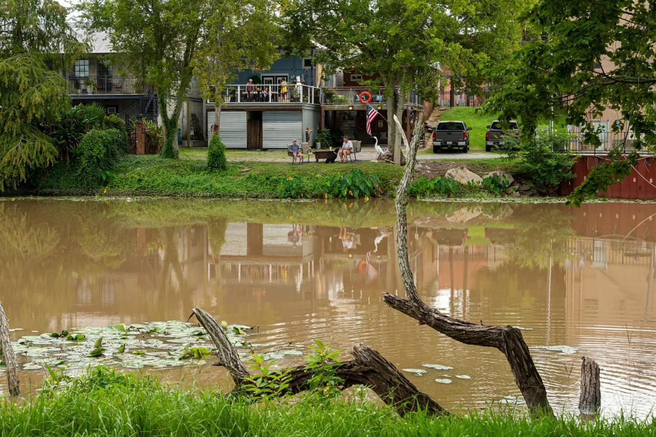 Chateau Royale, Pet Friendly, On Bayou, Downtown! New Iberia Kültér fotó