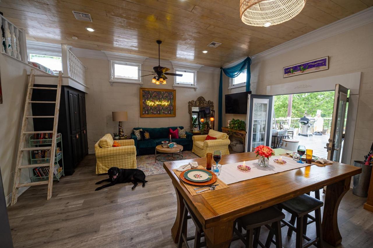 Chateau Royale, Pet Friendly, On Bayou, Downtown! New Iberia Kültér fotó